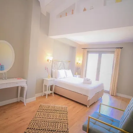 9 Boutique * Alaçatı