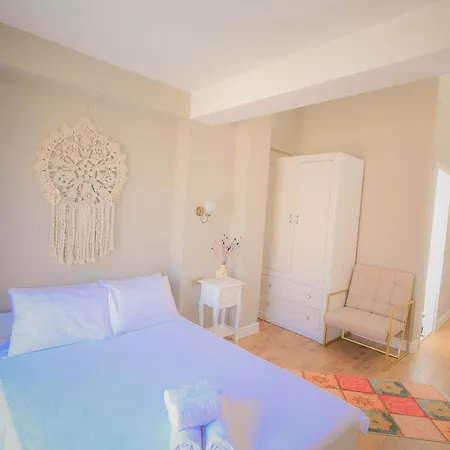 9 Boutique Alacati