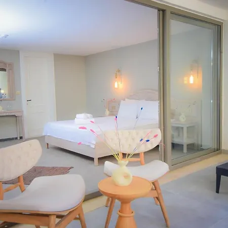 9 Boutique * Alaçatı