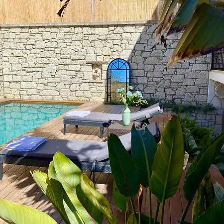 9 Boutique Alaçatı