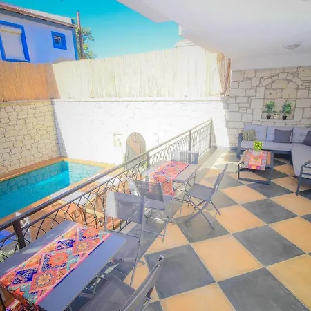 Privatunterkunft 9 Boutique Alaçatı