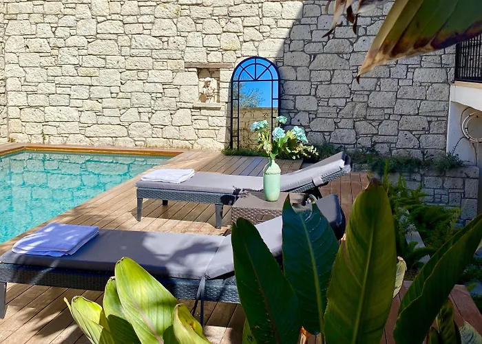 9 Boutique Αλακάτι